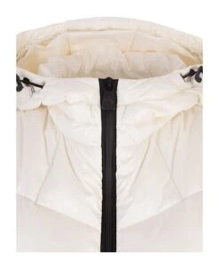 Woman White Hoodie With Padding 7 Woman White Hoodie With Padding -Italist Store 03f54293419094a7b8d6dfe25afa9da8