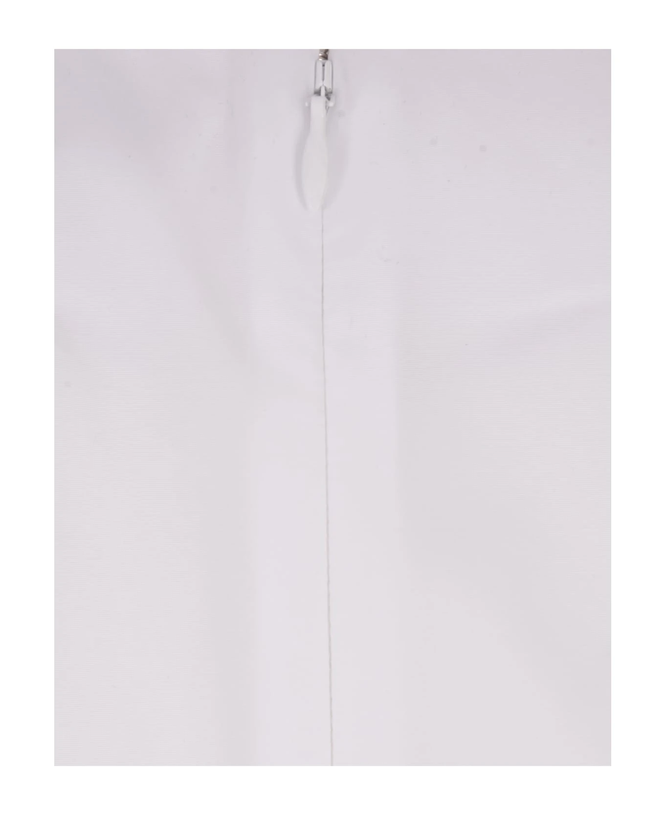 Alexander McQueen White Midi Dress With Knot Detail 5 Alexander McQueen White Midi Dress With Knot Detail - Image 5